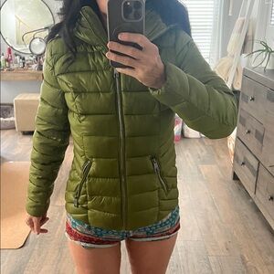 Guess Olive Green Quilted Puffer Jacket